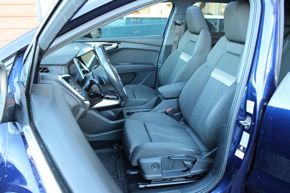 Audi Q4 e-tron 40 Advanced 5d