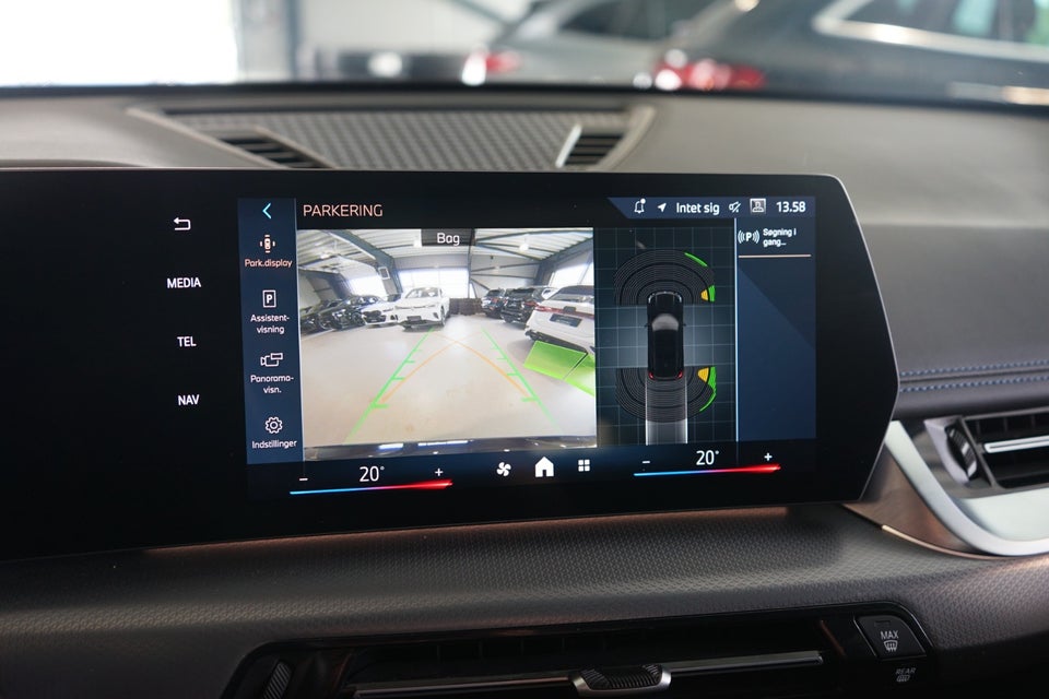 BMW iX1 eDrive20 M-Sport 5d