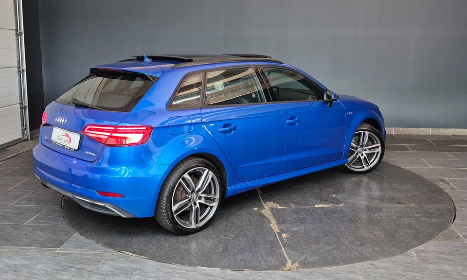 Audi A3 1,4 e-tron Sportback S-tr. 5d