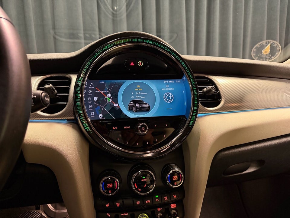 MINI Cooper SE Edition Premium Plus 3d