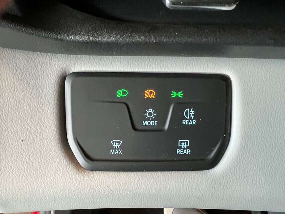 Ford Explorer 77 Select Extended Range 5d