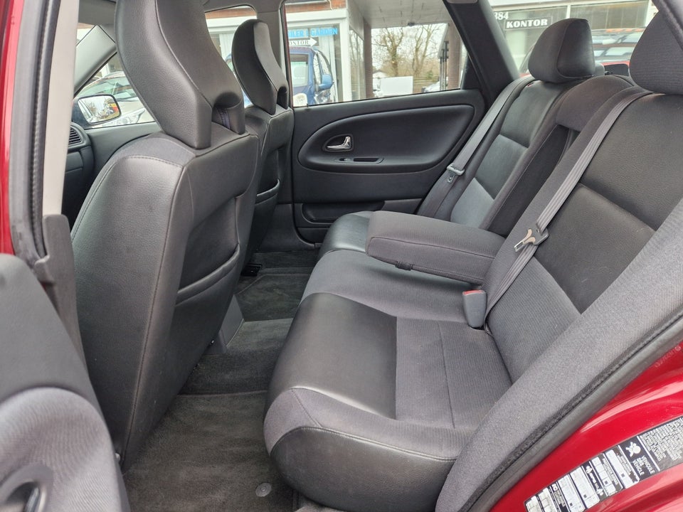 Volvo V40 1,8 Classic aut. 5d