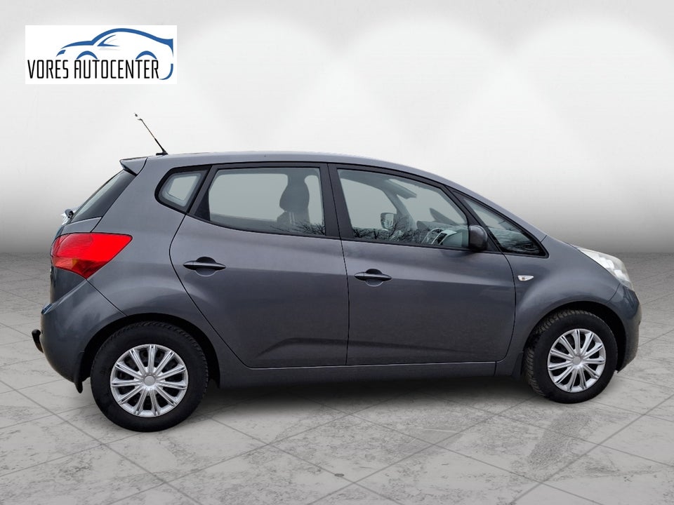 Kia Venga 1,4 CRDi 90 Active 5d