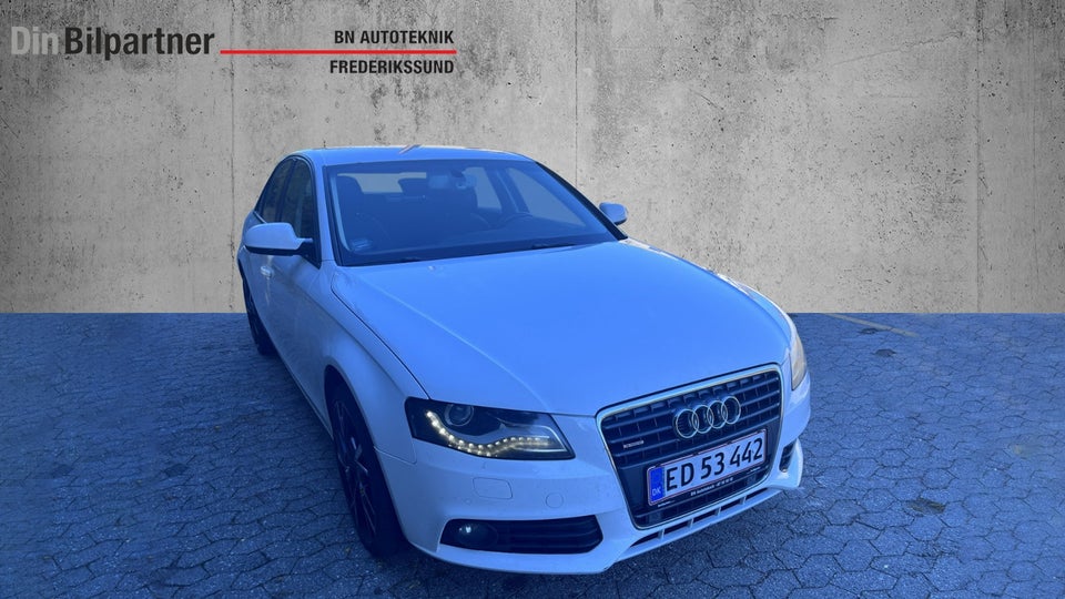 Audi A4 2,0 TFSi 211 quattro S-tr. 4d