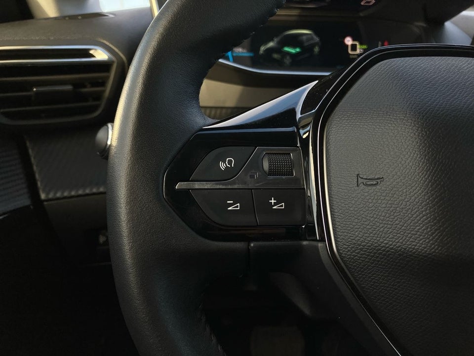 Peugeot e-208 50 Allure 5d