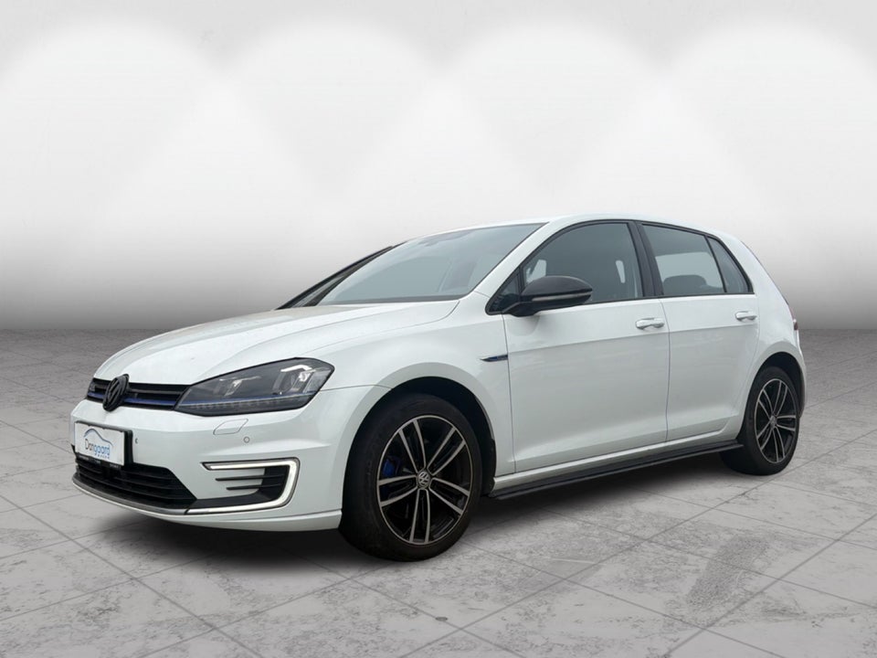 VW Golf VII 1,4 GTE DSG 5d