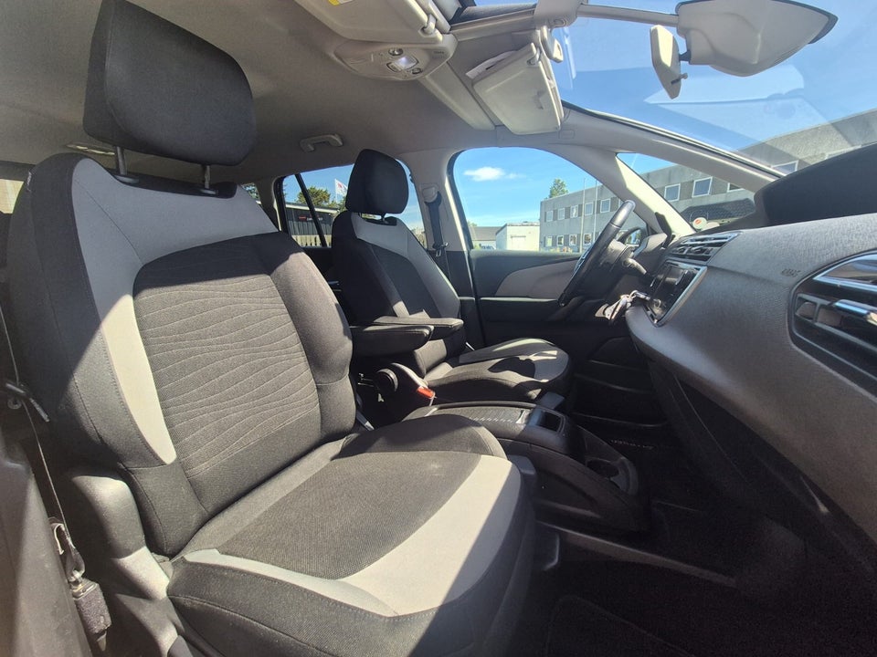 Citroën Grand C4 Picasso 1,6 e-HDi 115 Intensive 7prs 5d