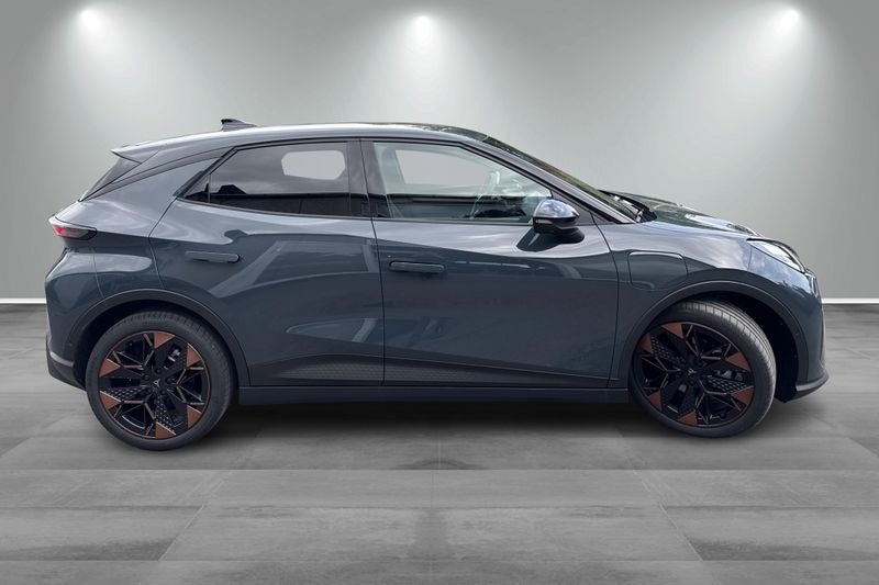 Cupra Raval 52 Endurance 5d