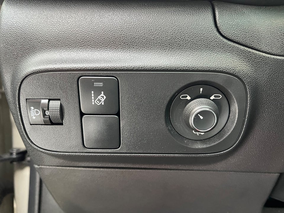 Citroën C3 1,2 PureTech 83 Shine 5d