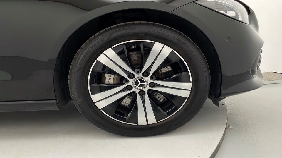 Mercedes C300 e 2,0 Business AMG stc. aut. 5d