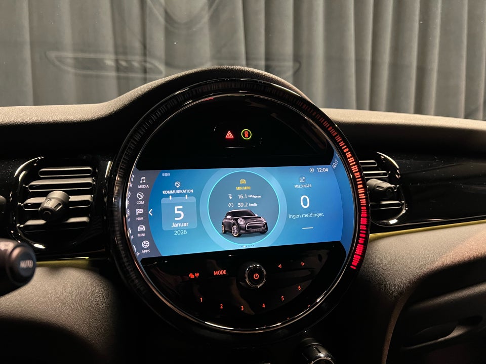 MINI Cooper SE Essential 3d