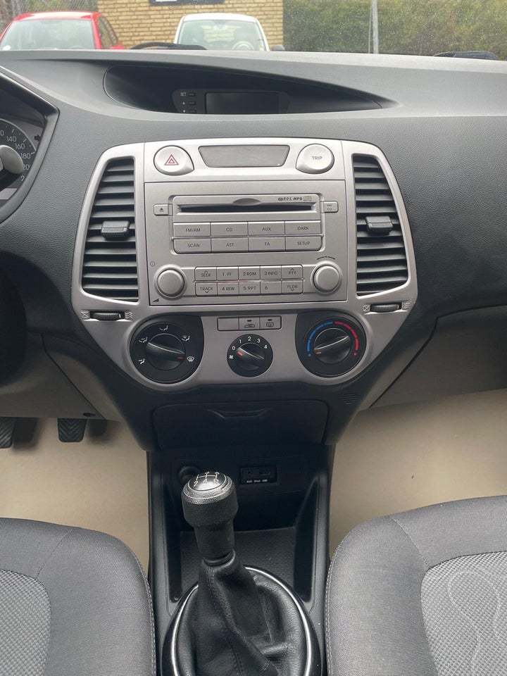 Hyundai i20 1,25 Classic 5d