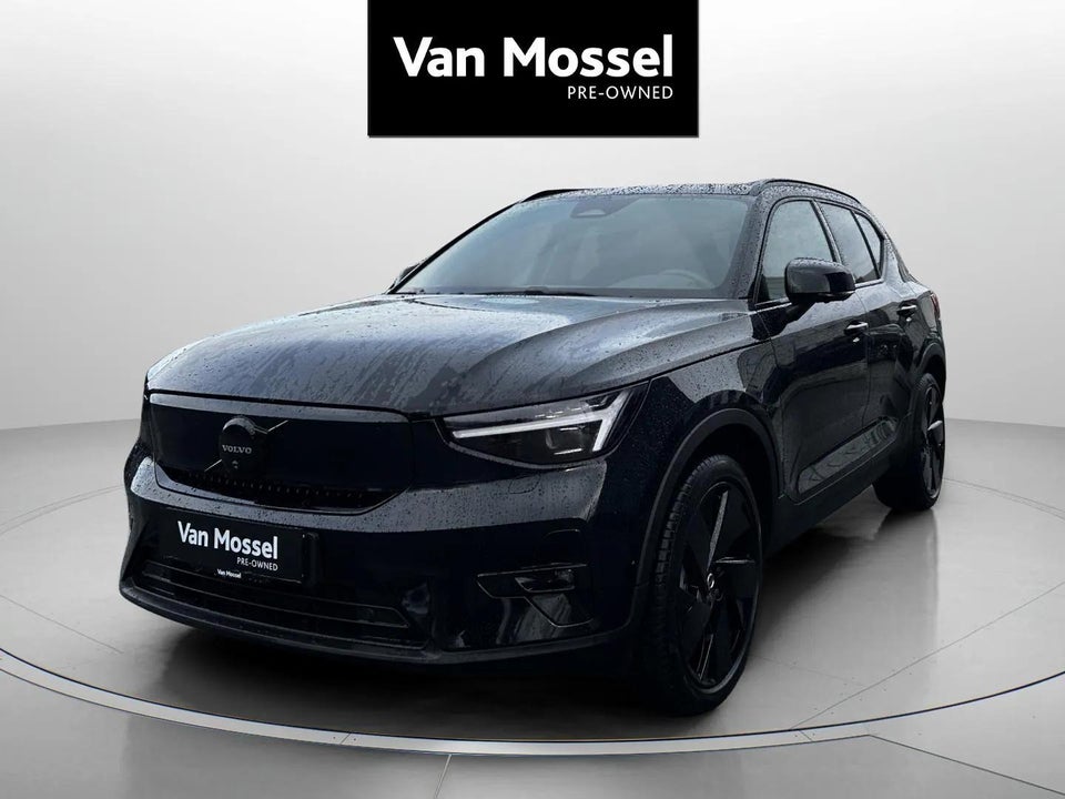 Volvo EX40 Extended Range Black Edition 5d