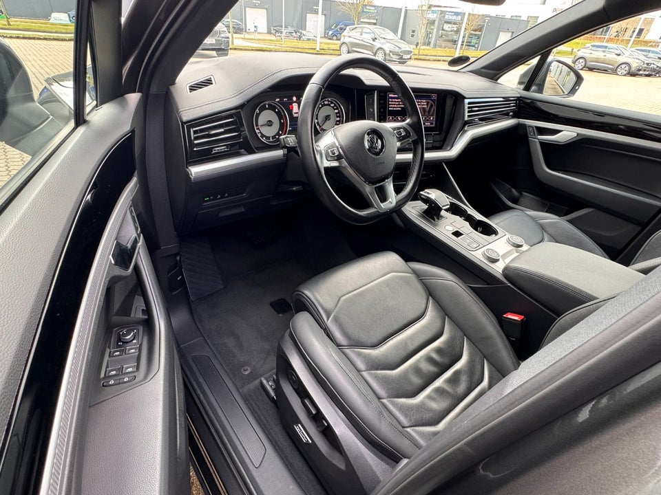 VW Touareg 3,0 TDi 286 aut. 4Motion 5d