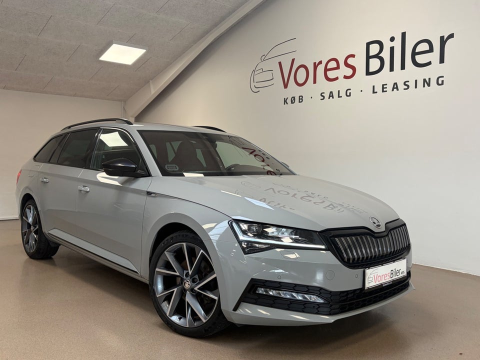 Skoda Superb 1,4 TSi iV Sportline Combi DSG 5d
