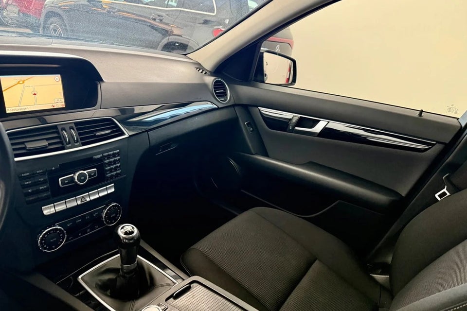 Mercedes C180 2,2 CDi BE 4d