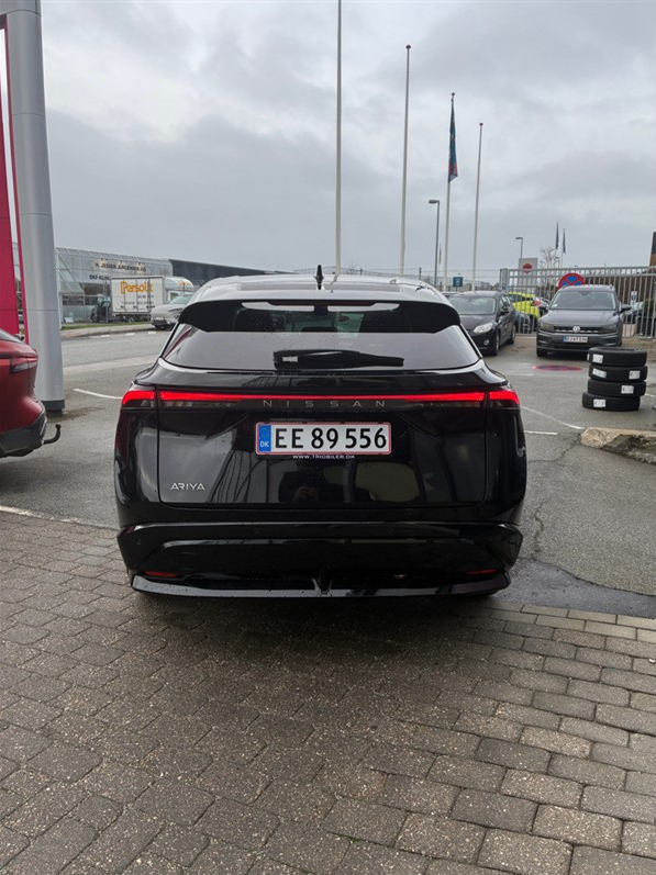 Nissan Ariya 63 Advance 5d