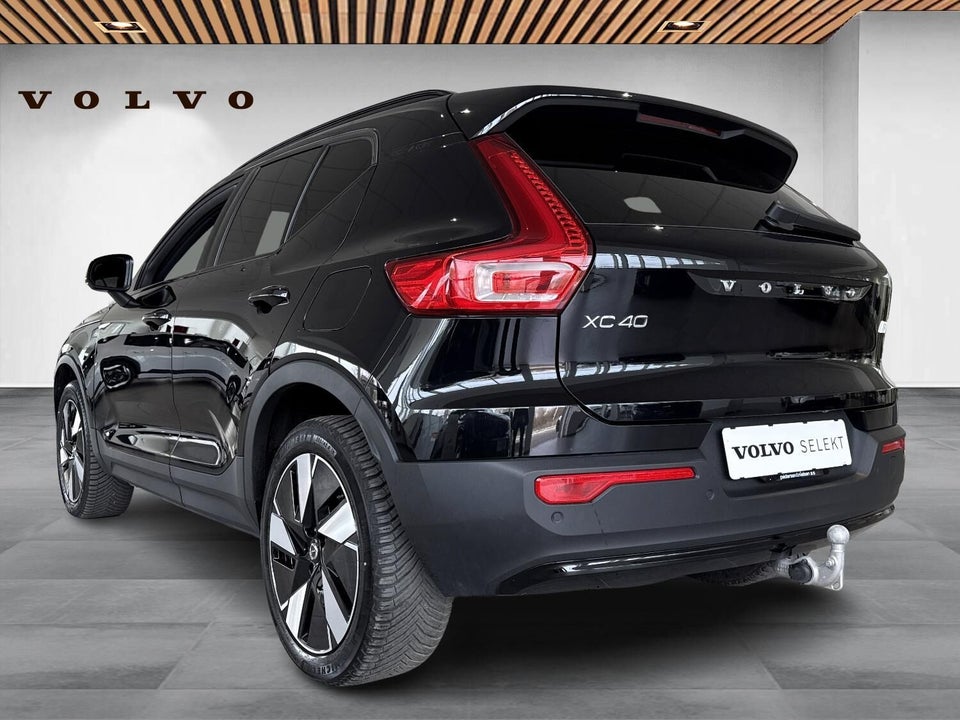 Volvo XC40 ReCharge Twin Plus 5d