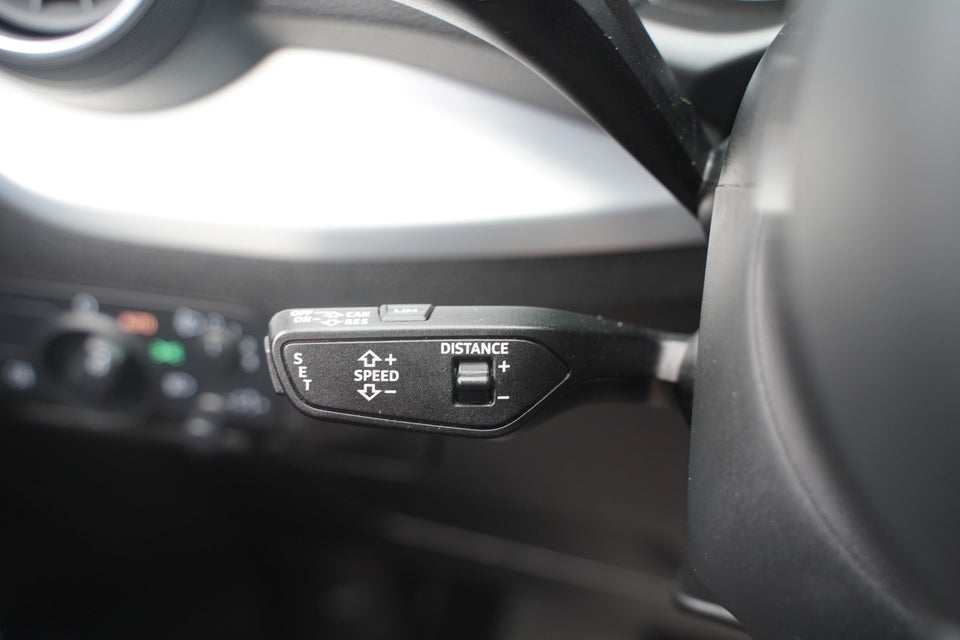 Audi Q2 35 TFSi Sport Prestige Select S-tr. 5d