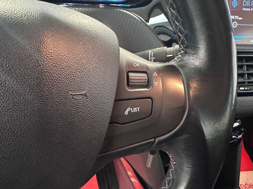 Peugeot 2008 1,2 e-THP 110 Allure 5d