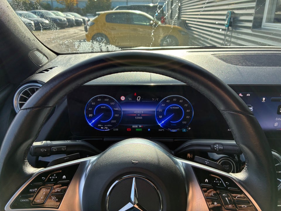 Mercedes EQA250+ Progressive 5d
