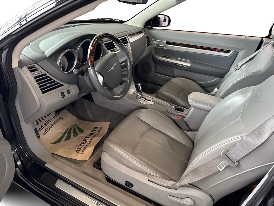 Chrysler Sebring 2,7 Convertible Limited aut. 2d