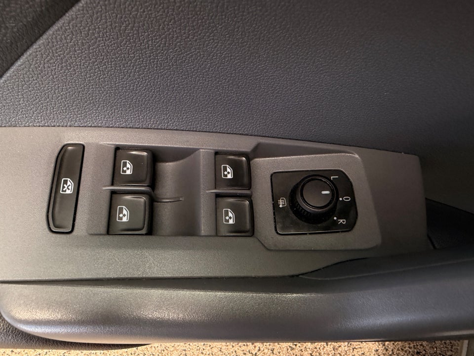 VW T-Cross 1,0 TSi 115 Life 5d