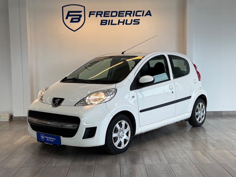 Peugeot 107 1,0 Urban 5d