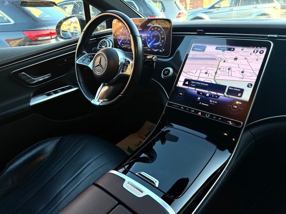 Mercedes EQE350+ 4d