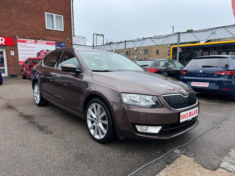 Skoda Octavia 1,4 TSi 140 Elegance DSG 5d