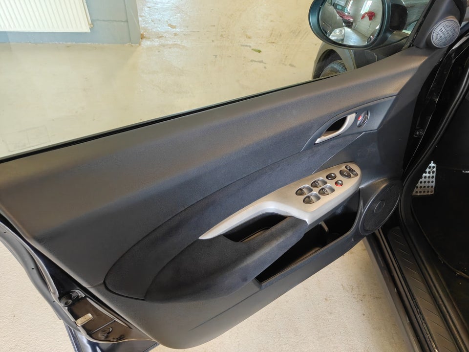 Honda Civic 1,8 Sport 5d