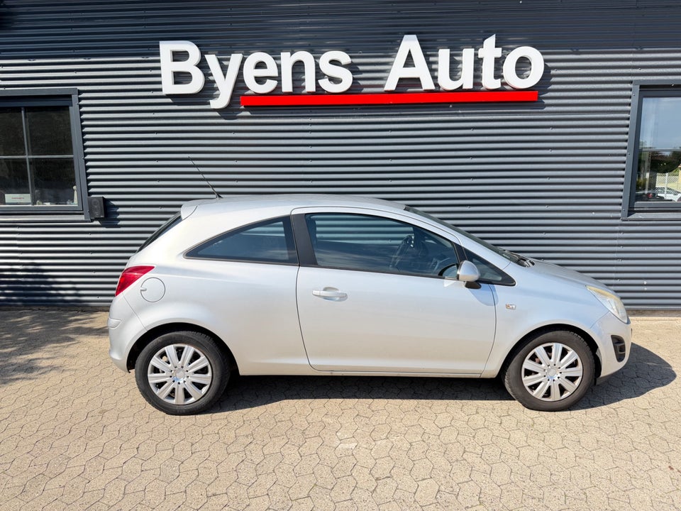 Opel Corsa 1,2 16V Cosmo 3d