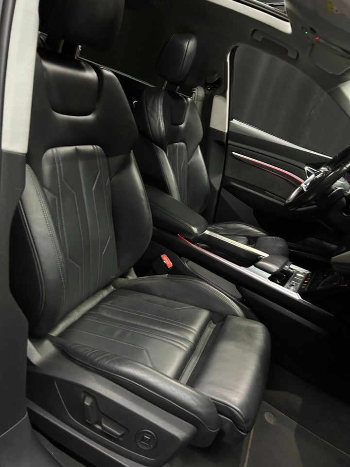 Audi e-tron 55 Advanced quattro 5d