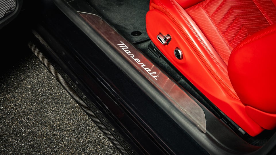 Maserati GranTurismo 3,0 V6 Trofeo aut. 2d