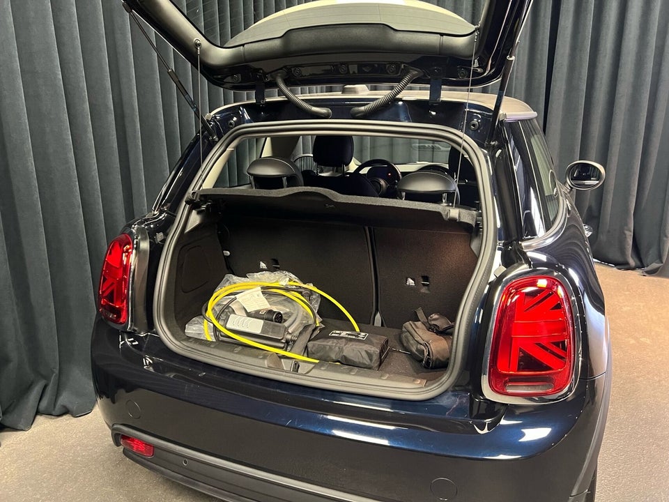 MINI Cooper SE Edition Premium Plus 3d