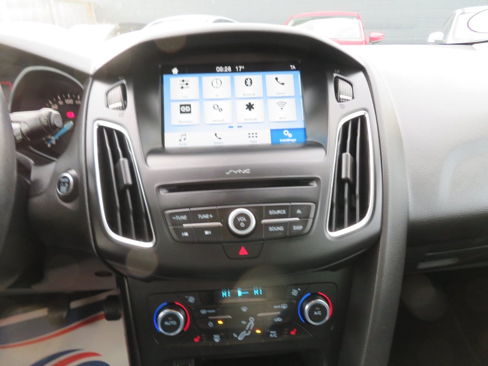 Ford Focus 1,0 SCTi 125 Titanium stc. 5d