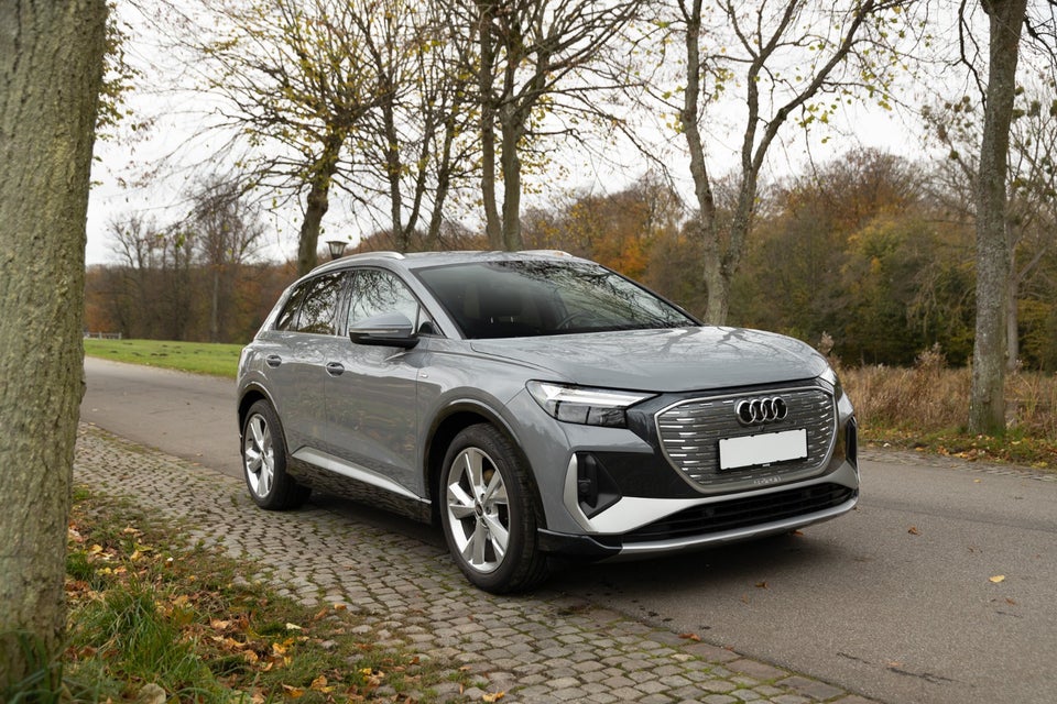 Audi Q4 e-tron 35 S-line 5d