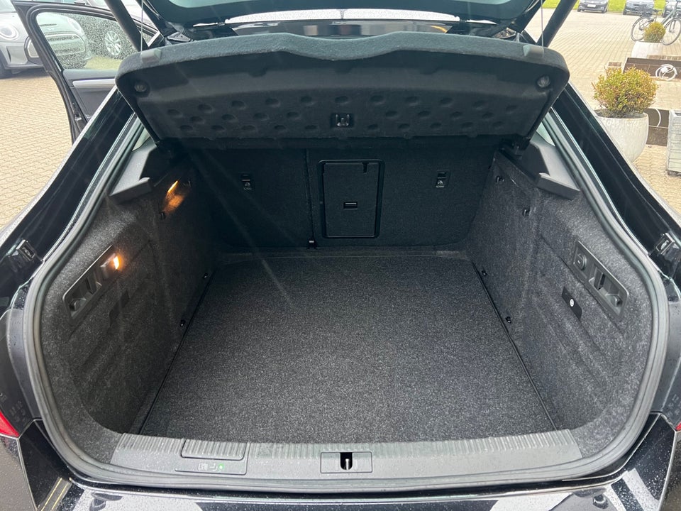 Skoda Superb 2,0 TDi 150 Business Edition DSG 5d