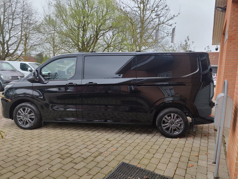 Ford Transit Custom 300S 2,0 EcoBlue Limited aut.