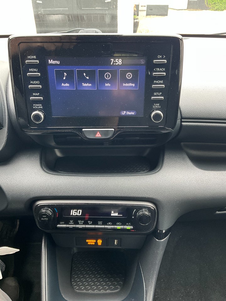 Mazda 2 1,5 Hybrid Pure CVT 5d