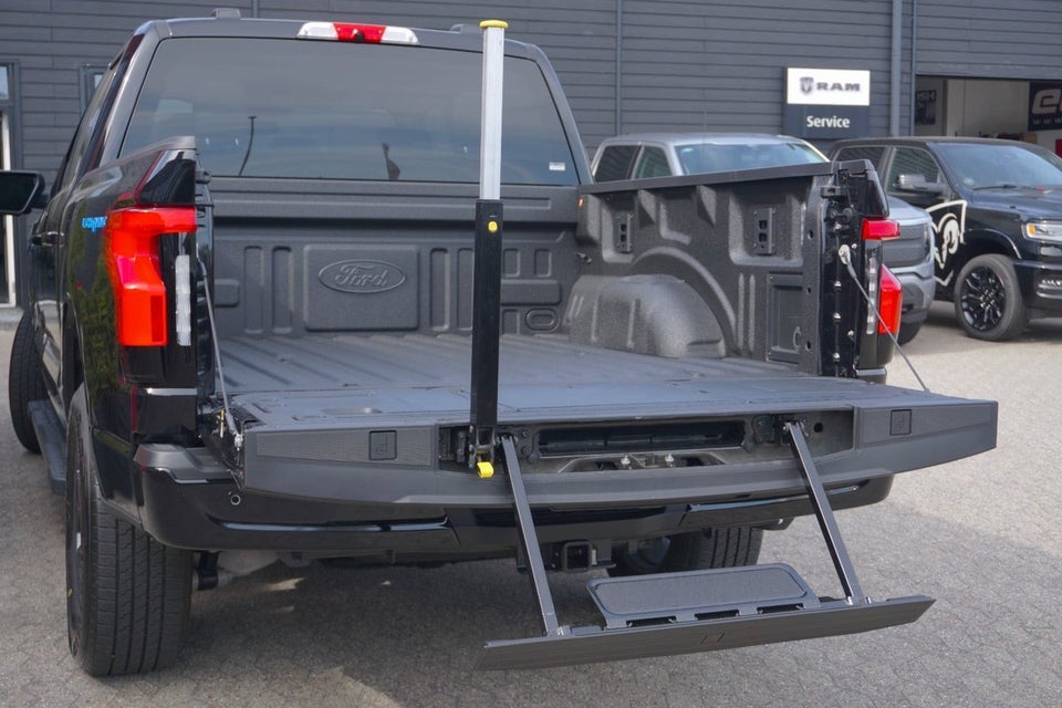 Ford F-150 Lightning Flash Extended Range 4d