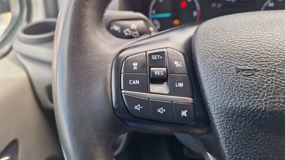 Ford Transit Custom 300 L1 2,0 TDCi 170 Limited aut.