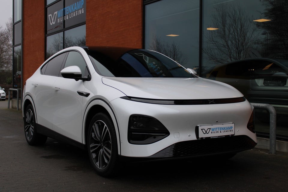 Xpeng G6 Performance 5d