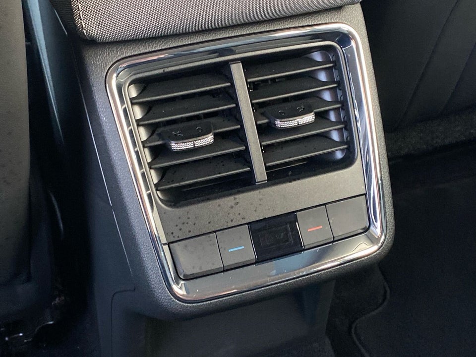 Skoda Enyaq 80 iV Loft 5d