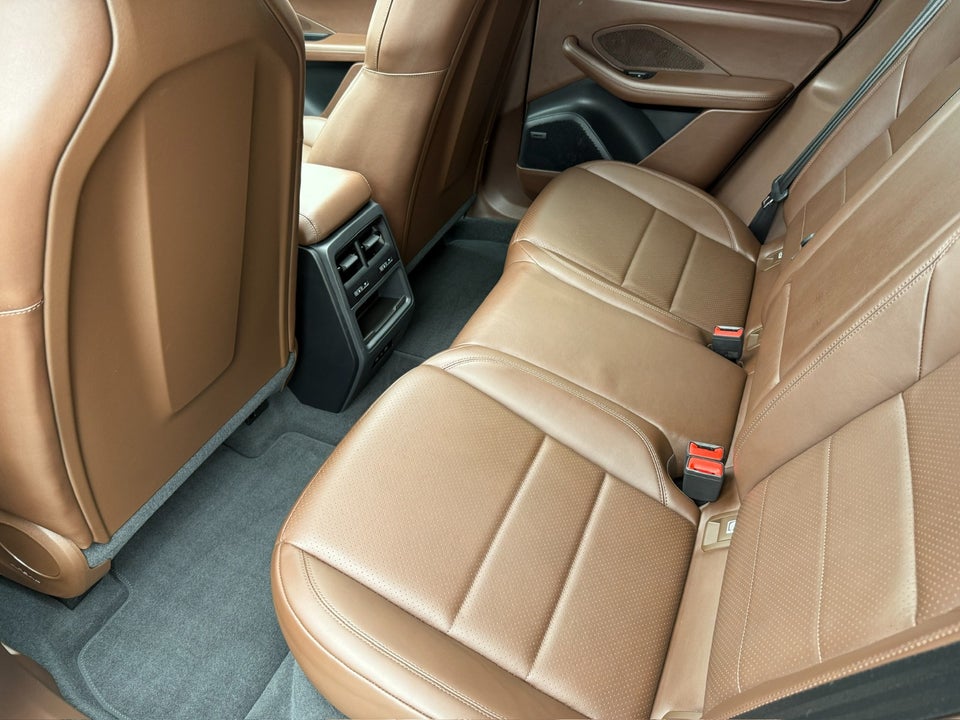 Porsche Macan 4 5d