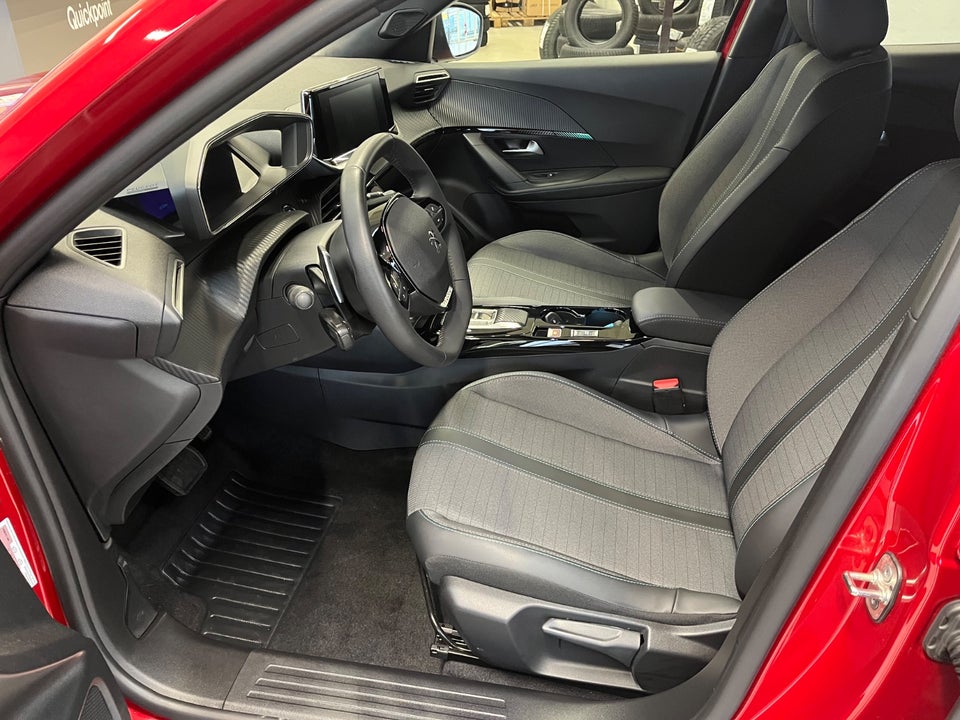 Peugeot 2008 1,2 PureTech 130 Allure EAT8 5d