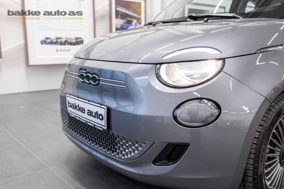 Fiat 500e 42 Icon 3d