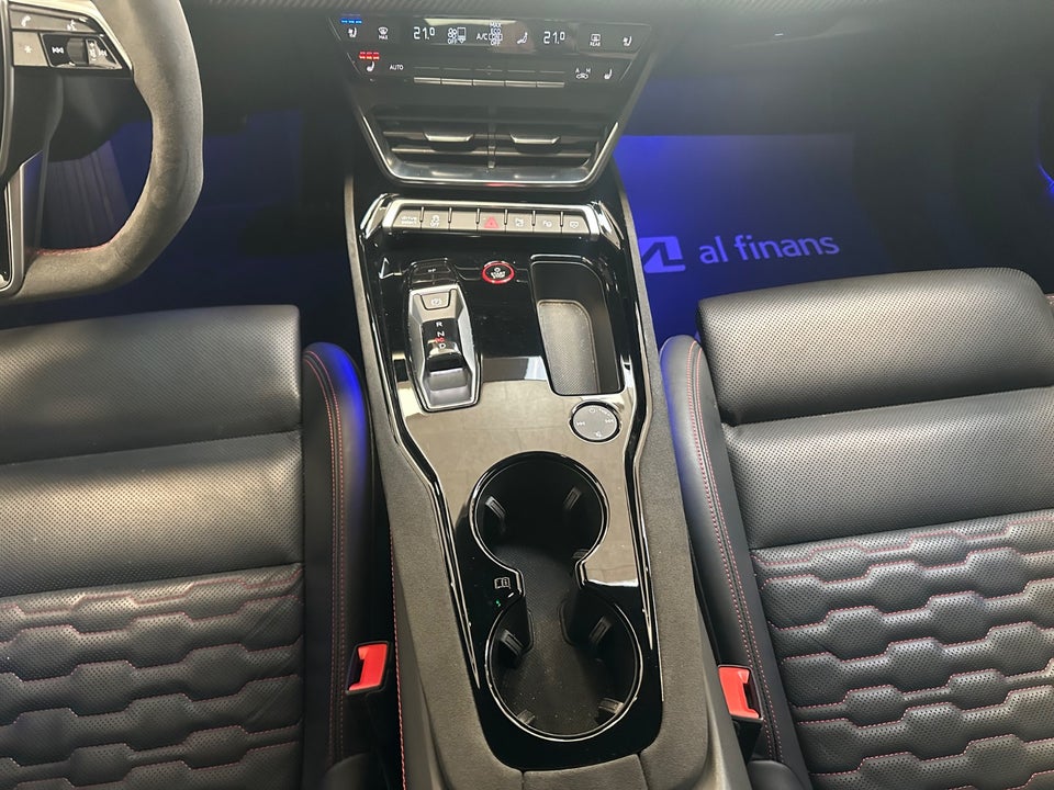 Audi RS e-tron GT quattro 4d