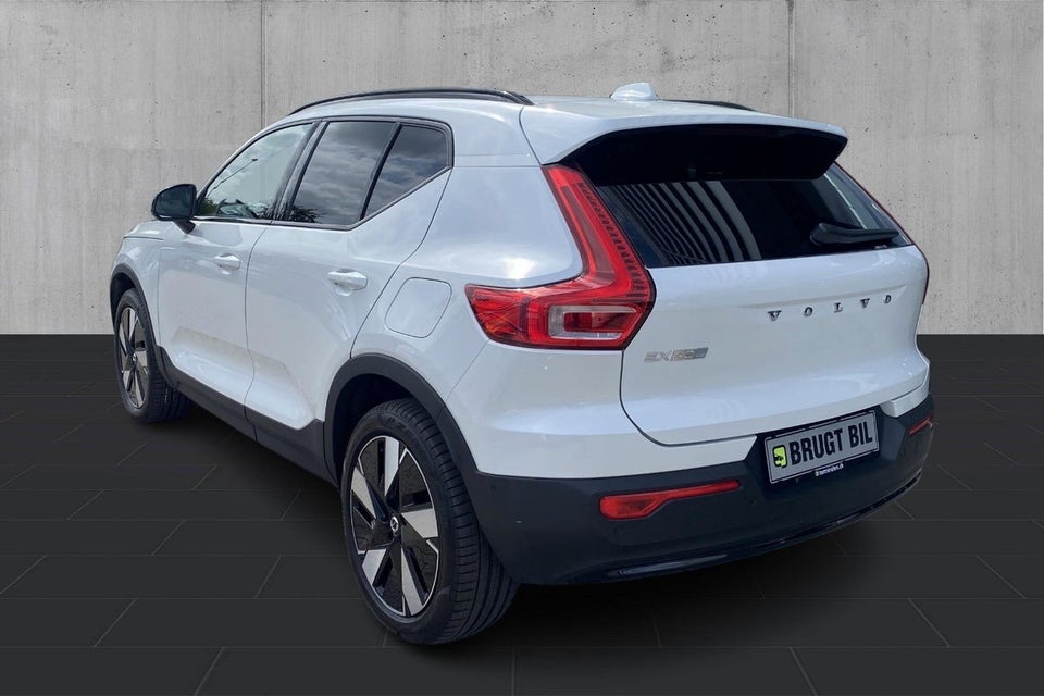 Volvo EX40 Extended Range Plus 5d
