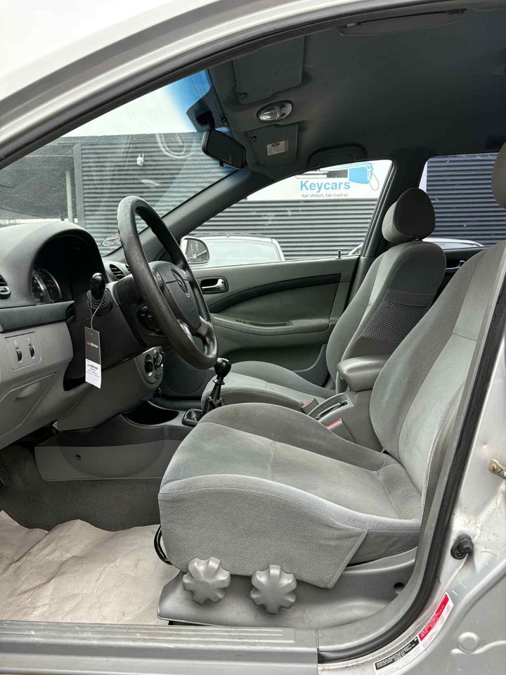 Daewoo Nubira 1,6 SX 4d